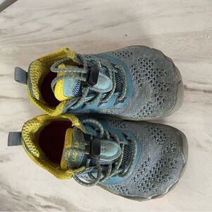 Toddler wide toe barefoot shoe blue and yellow